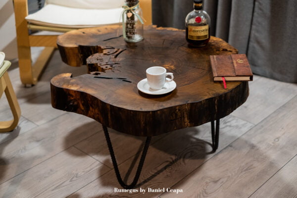 WALNUT COFFEE TABLE măsuță de cafea din lemn masiv de NUC