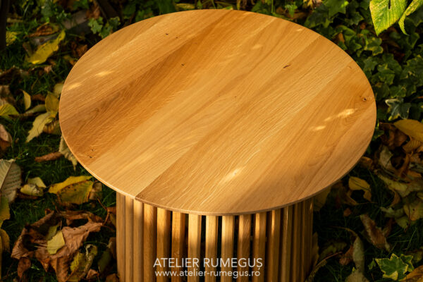 Masa cafea lemn masiv stejar riflaj